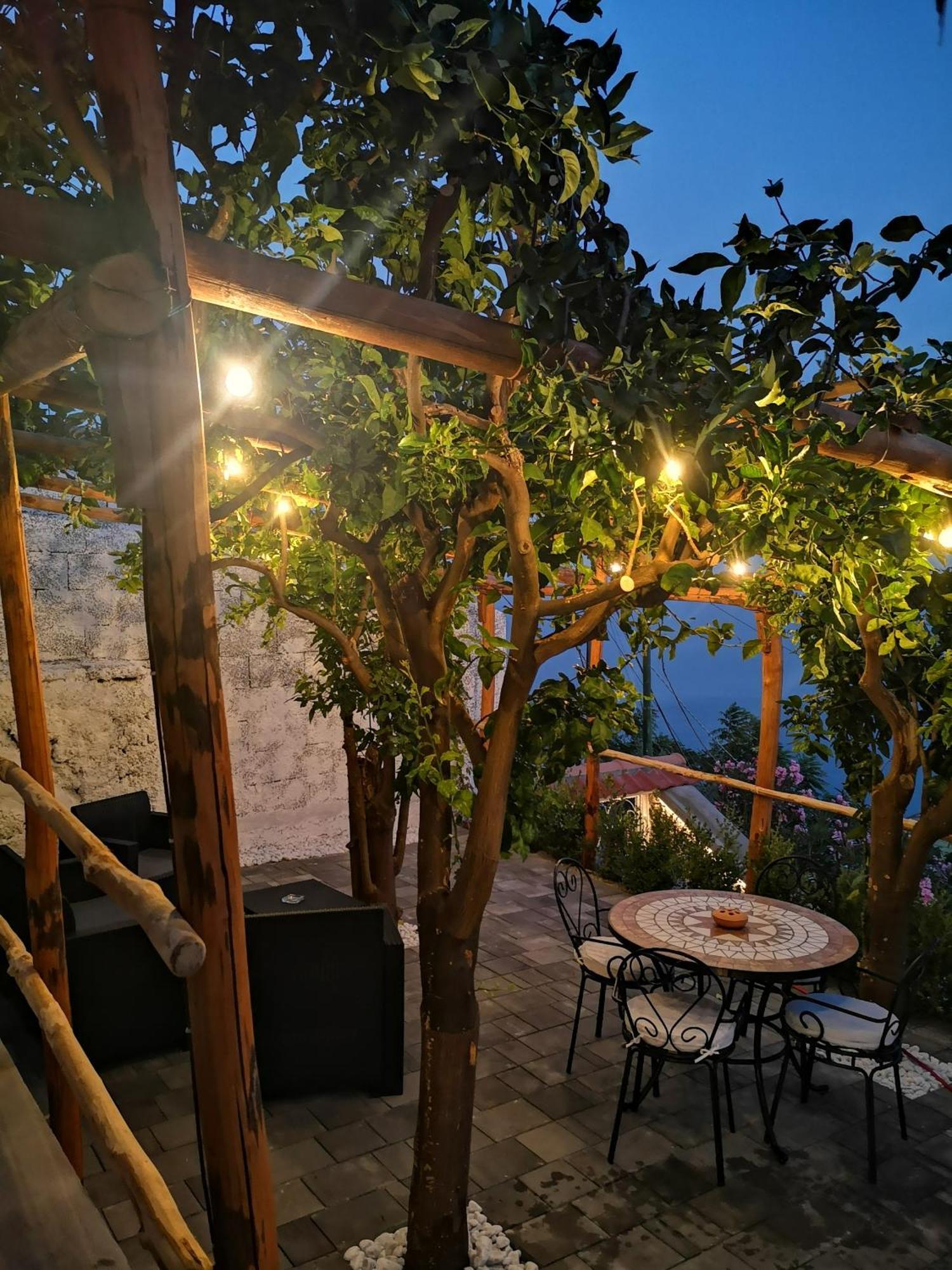 Villa Furoris Apartment Фуроре Екстериор снимка