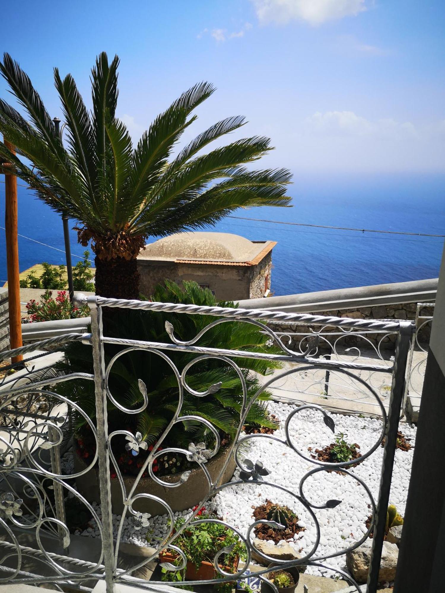 Villa Furoris Apartment Фуроре Екстериор снимка